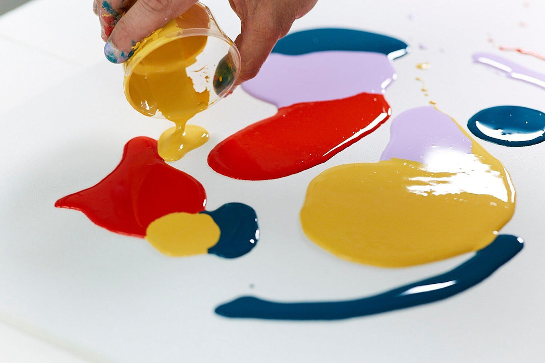 Liquitex Gloss Pouring Medium 437 ML | Reliance Fine Art |Acrylic Mediums & VarnishesResin and Pouring Mediums & Sets